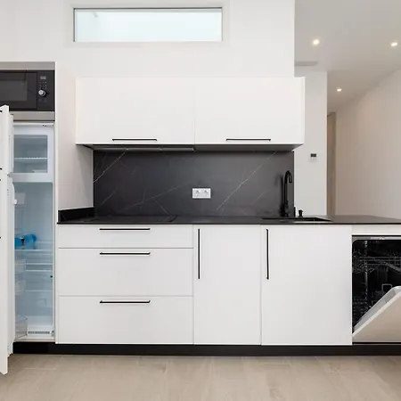 Ca Celieta I アパート *